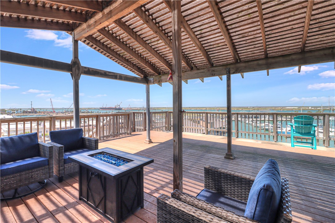 200 West Cotter Ave D-4 Port Aransas TX 78373