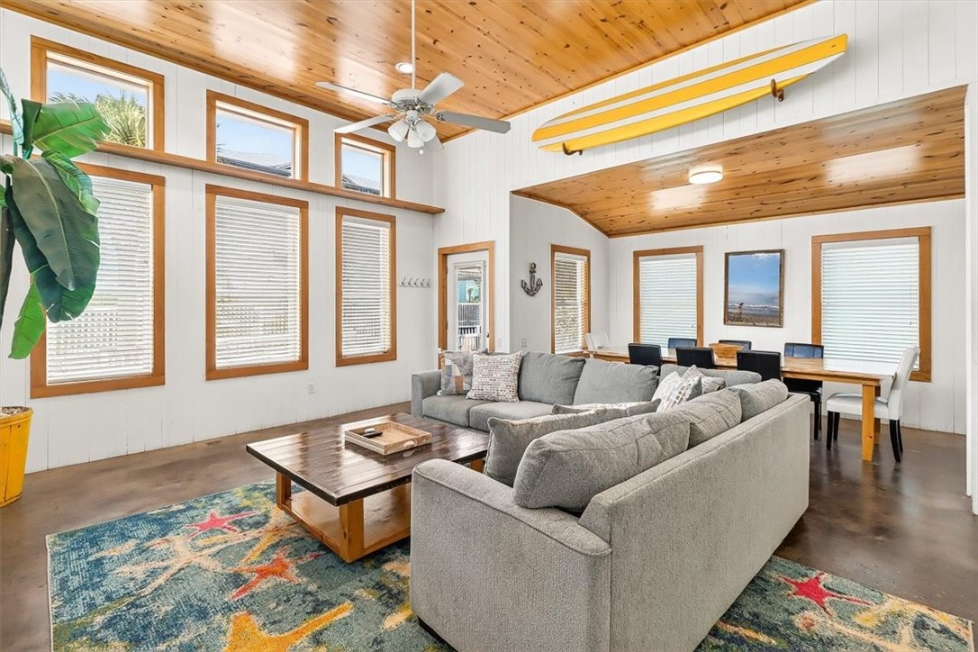 2525 S 11th Street 80 Port Aransas TX 78373