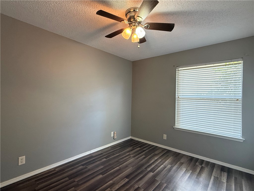 302 Saint Andrews St 101e Rockport TX 78382