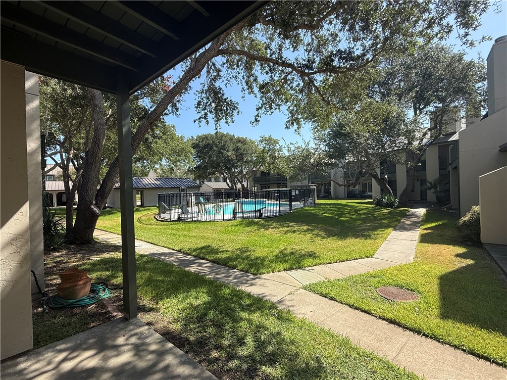 302 Saint Andrews St 101e Rockport TX 78382
