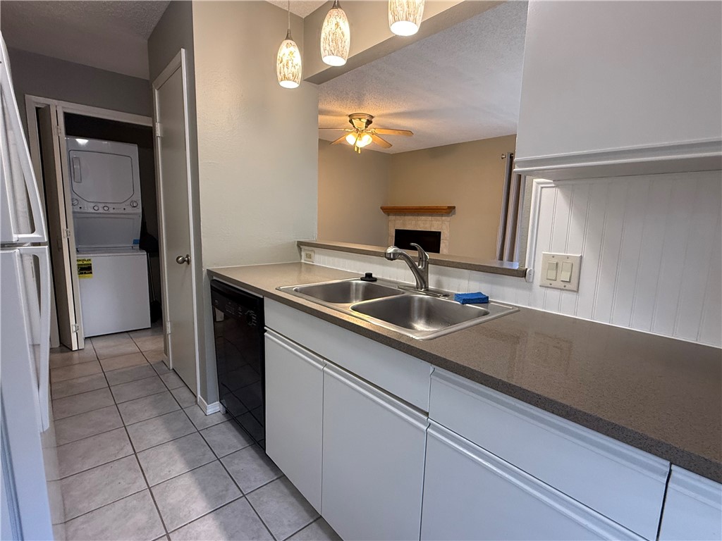 302 Saint Andrews St 101e Rockport TX 78382