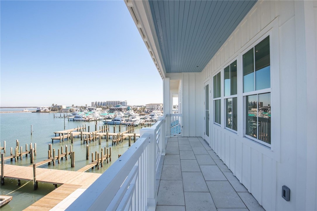 136 W Cotter Avenue 10 Port Aransas TX 78373