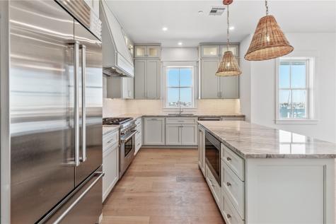 136 W Cotter Avenue 10 Port Aransas TX 78373