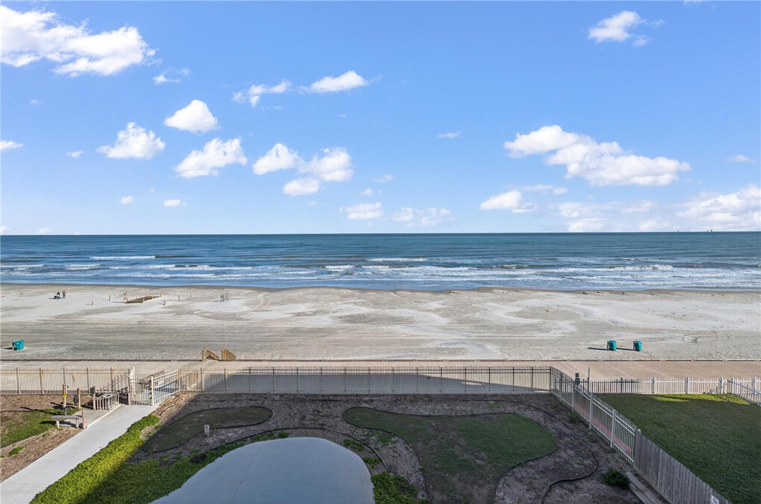 15002 Windward Drive 406 Corpus Christi TX 78418