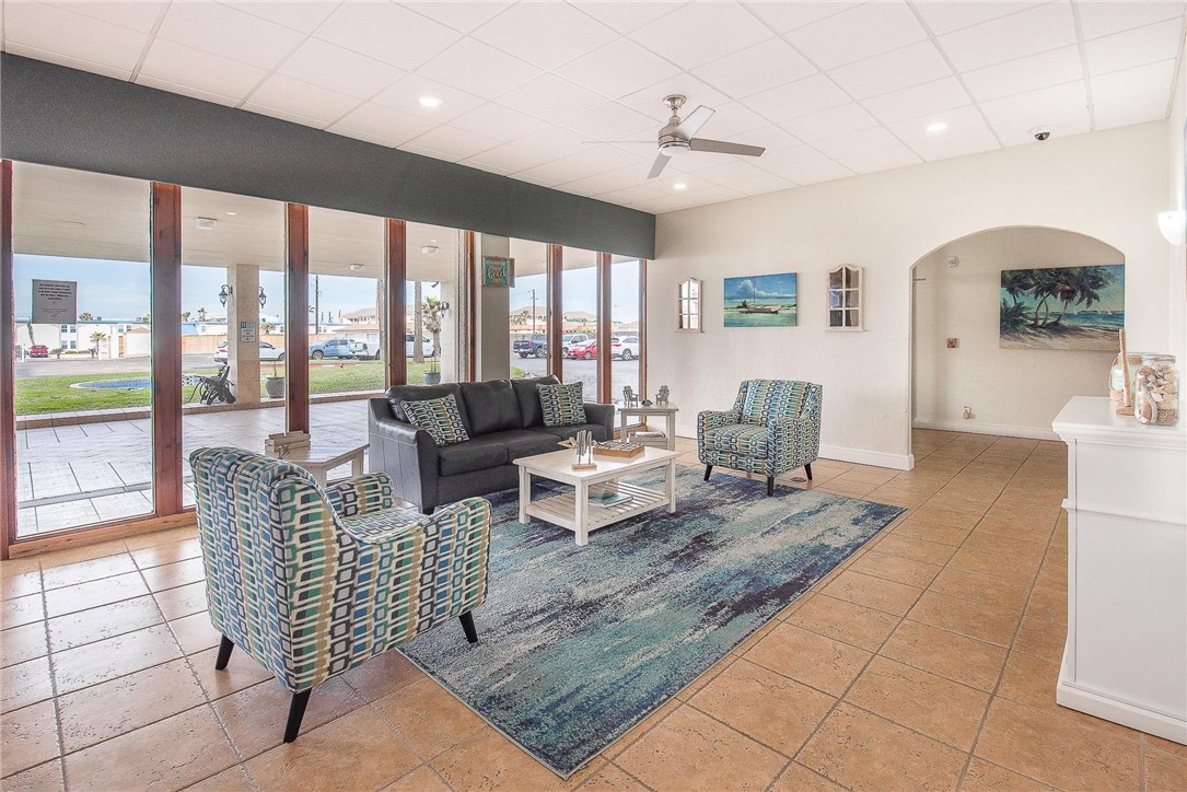 15002 Windward Drive 406 Corpus Christi TX 78418