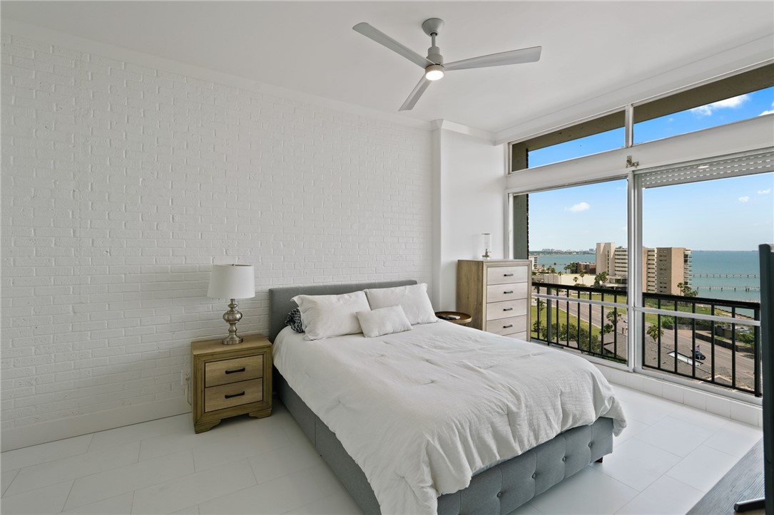 4600 Ocean Drive 1008 Corpus Christi TX 78412