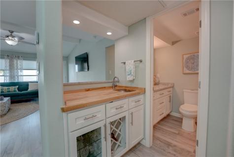 71 Nassau Drive 405 Rockport TX 78382