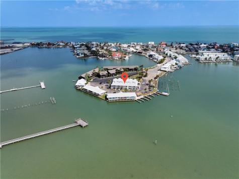 71 Nassau Drive 405 Rockport TX 78382