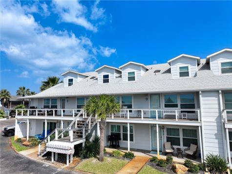 71 Nassau Drive 405 Rockport TX 78382