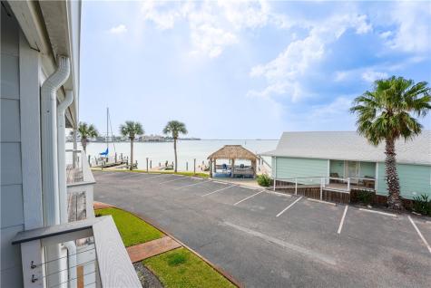71 Nassau Drive 405 Rockport TX 78382