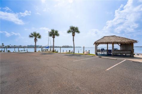 71 Nassau Drive 405 Rockport TX 78382