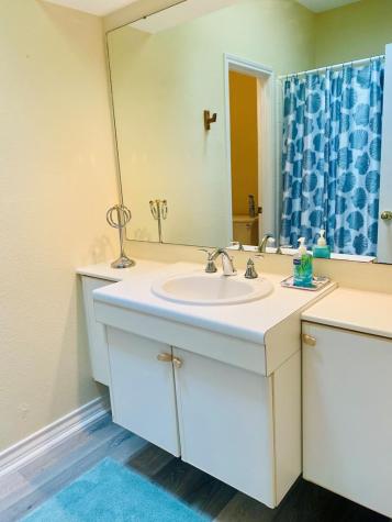 210 Oak Bay Street Rockport TX 78382