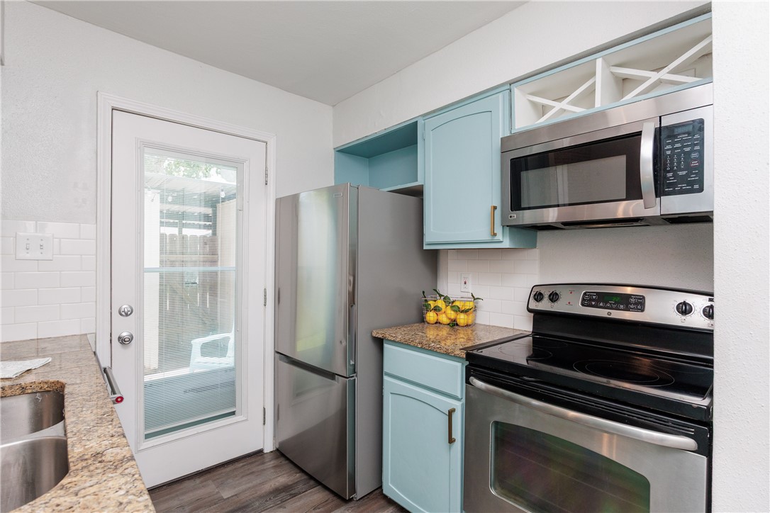 6702 Everhart R104 Corpus Christi TX 78413
