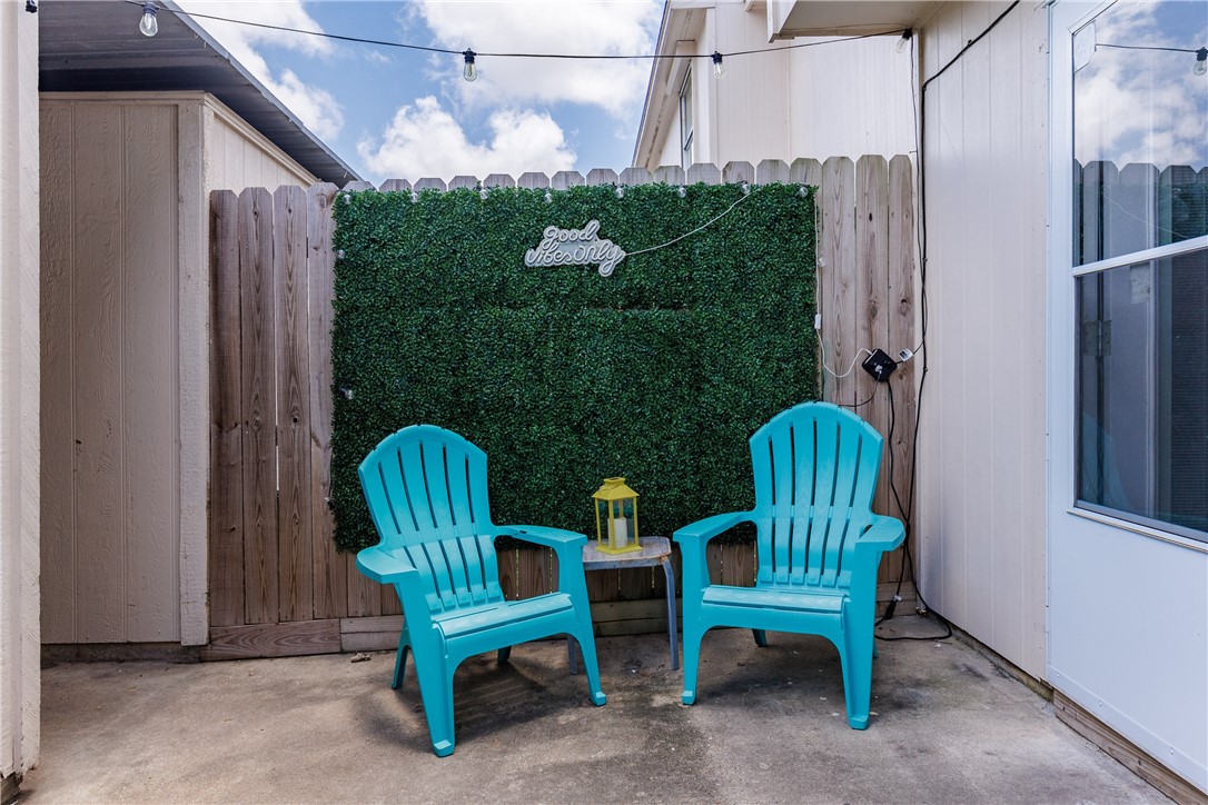 6702 Everhart R104 Corpus Christi TX 78413