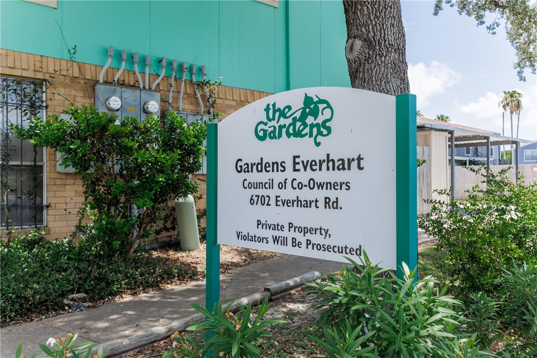 6702 Everhart R104 Corpus Christi TX 78413