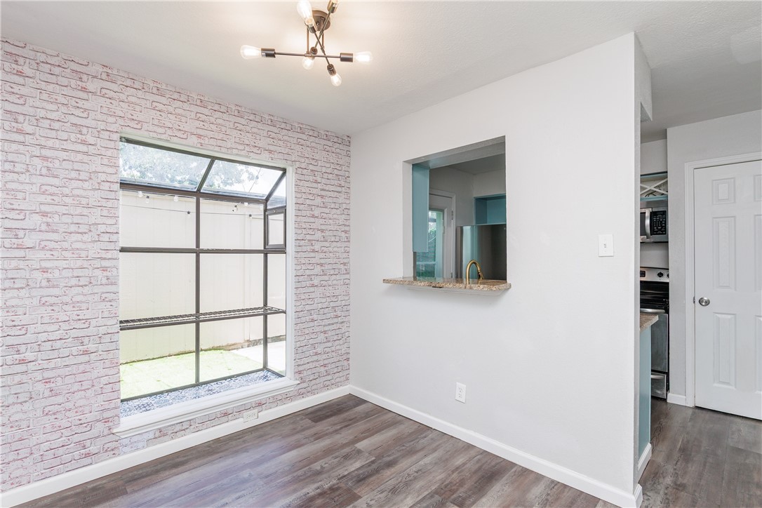 6702 Everhart R104 Corpus Christi TX 78413