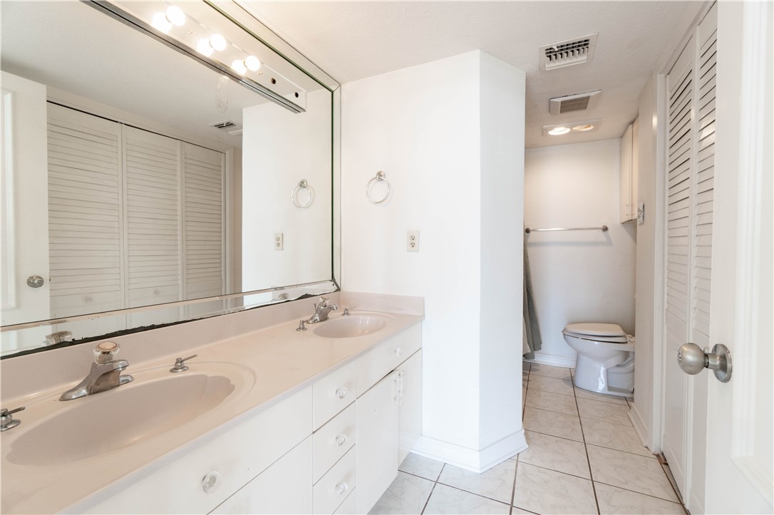 4242 Gulfbreeze Boulevard 206 Corpus Christi TX 78402