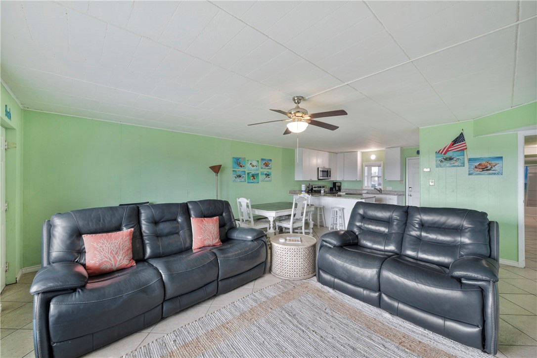 700 Island Retreat Court 109 Port Aransas TX 78373
