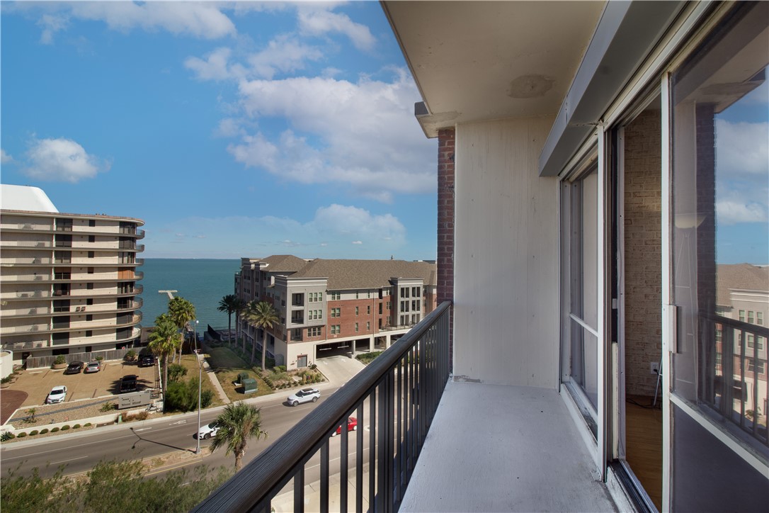 4600 Ocean Drive 702 Corpus Christi TX 78412