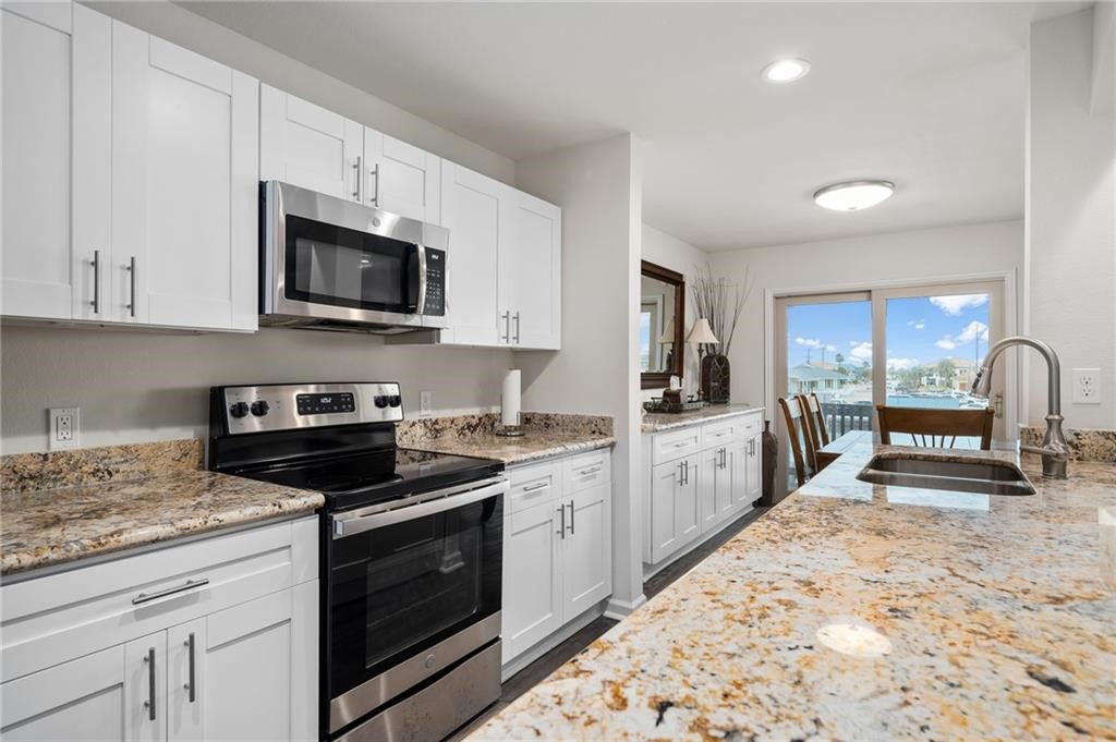 620 S Fulton Beach 203 Rockport TX 78382