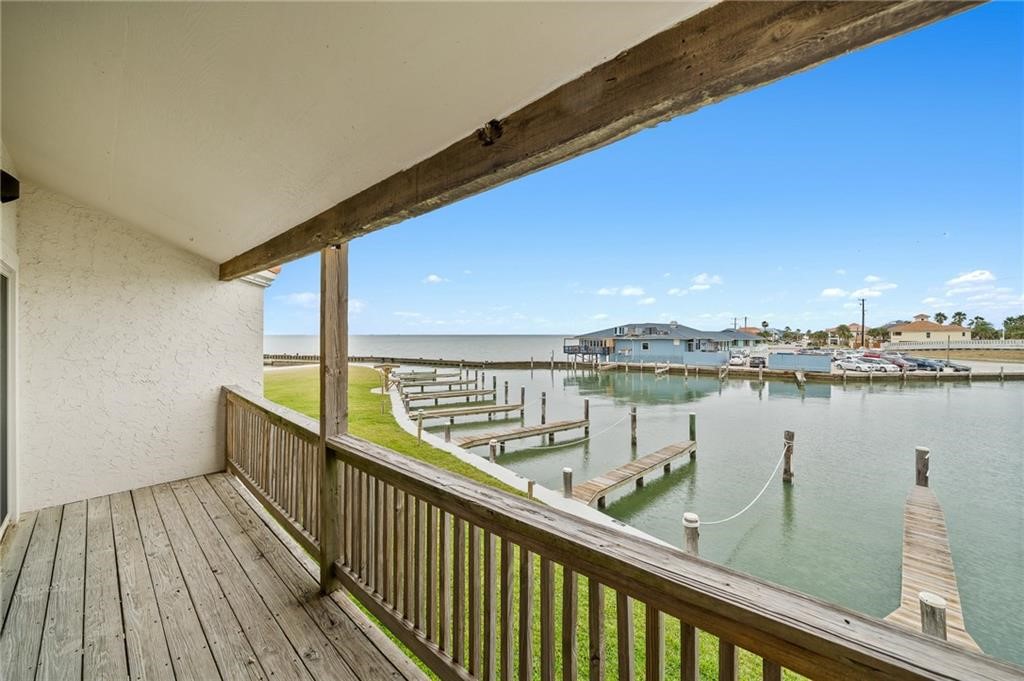 620 S Fulton Beach 203 Rockport TX 78382