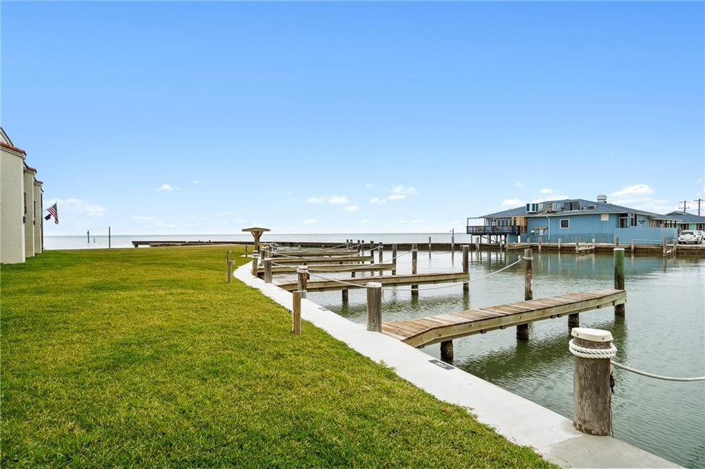 620 S Fulton Beach 203 Rockport TX 78382