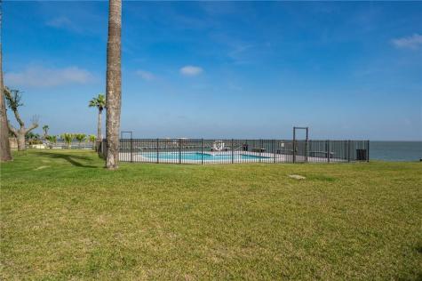 620 S Fulton Beach 203 Rockport TX 78382