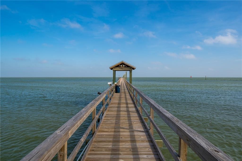 620 S Fulton Beach 203 Rockport TX 78382