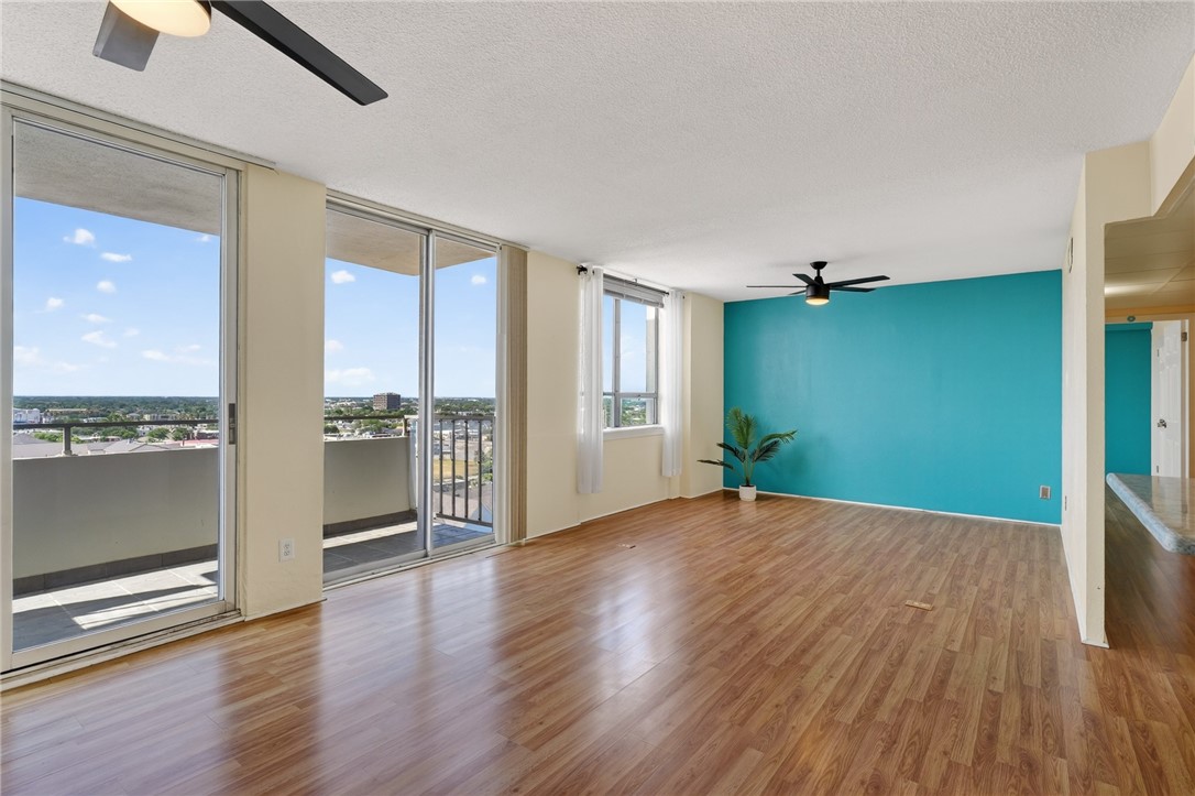 715 S Upper Broadway Street 1203 Corpus Christi TX 78401