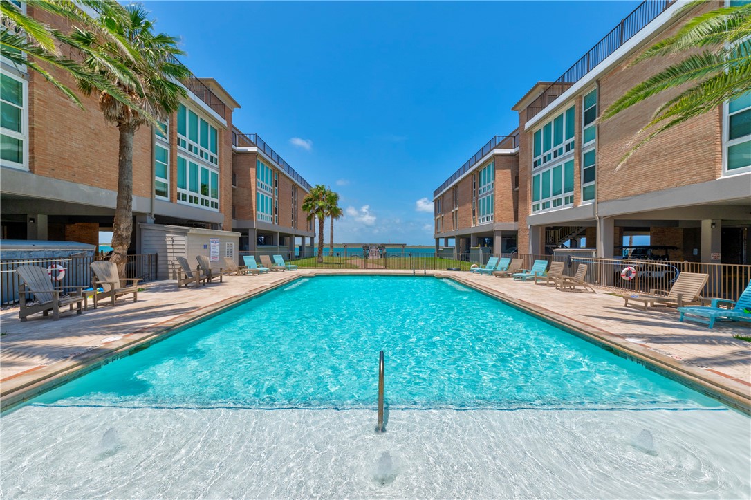 631 Channel View Drive 108 Port Aransas TX 78373