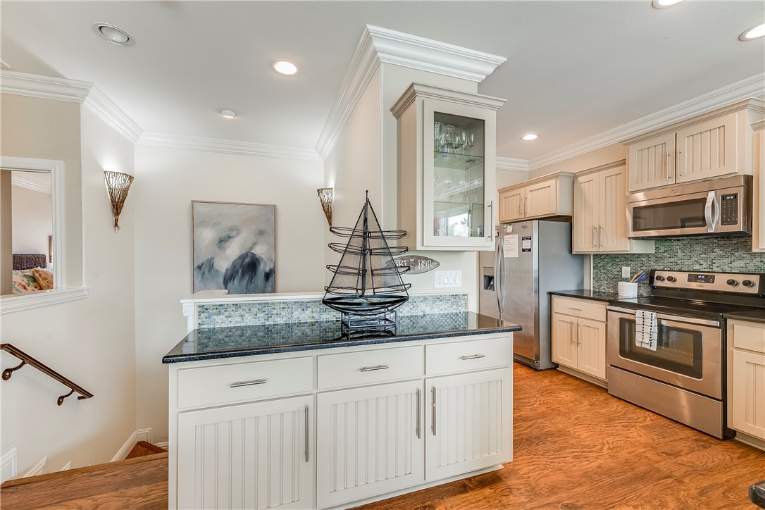 247 W Roberts Avenue 8 Port Aransas TX 78373