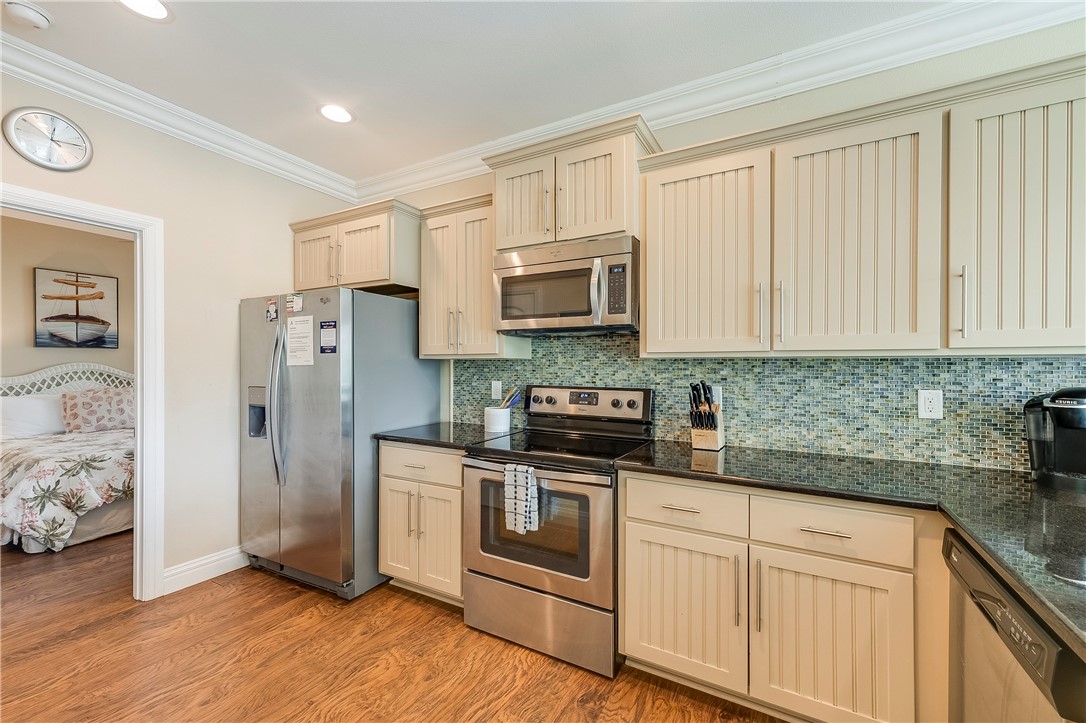 247 W Roberts Avenue 8 Port Aransas TX 78373