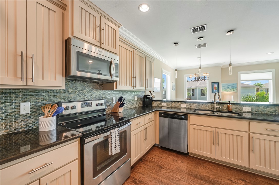 247 W Roberts Avenue 8 Port Aransas TX 78373