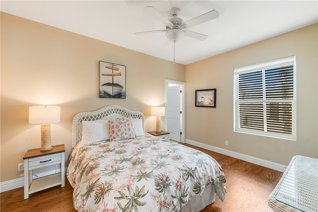 247 W Roberts Avenue 8 Port Aransas TX 78373