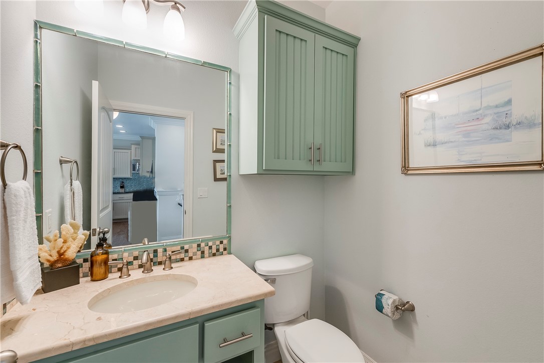 247 W Roberts Avenue 8 Port Aransas TX 78373