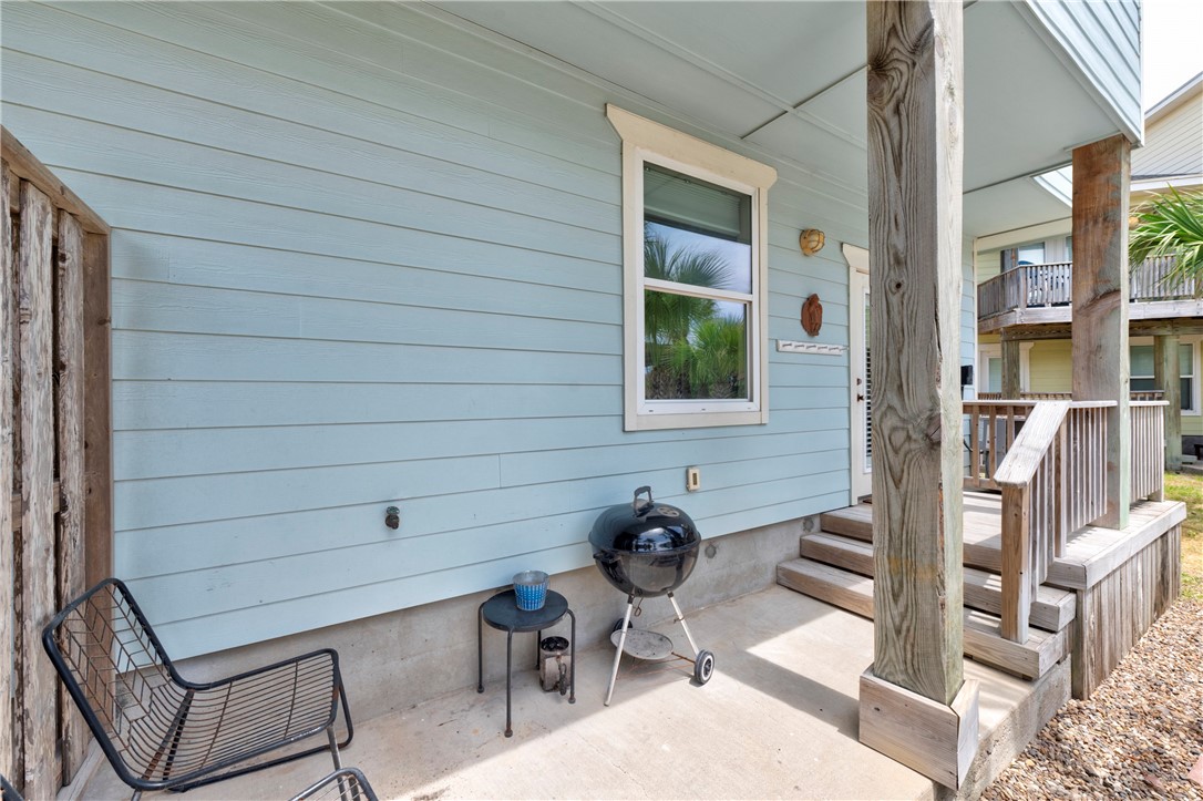 247 W Roberts Avenue 8 Port Aransas TX 78373