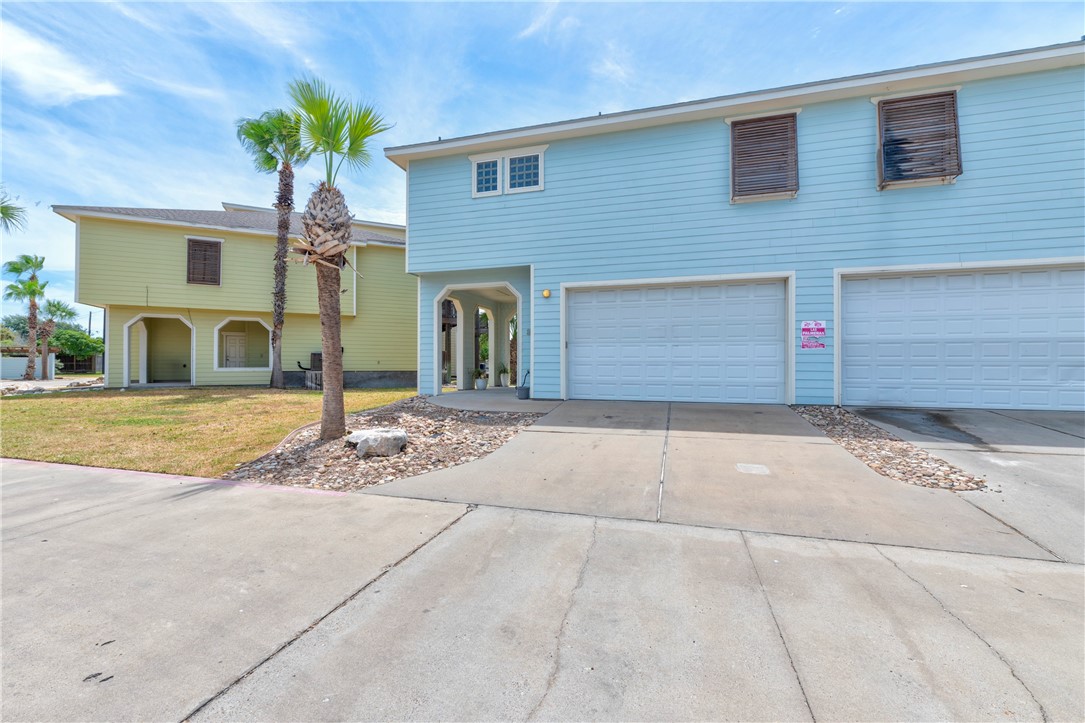 247 W Roberts Avenue 8 Port Aransas TX 78373