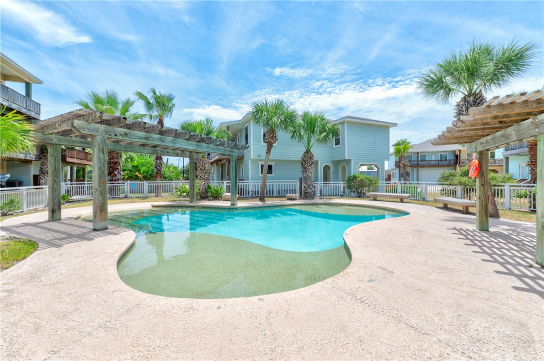 247 W Roberts Avenue 8 Port Aransas TX 78373
