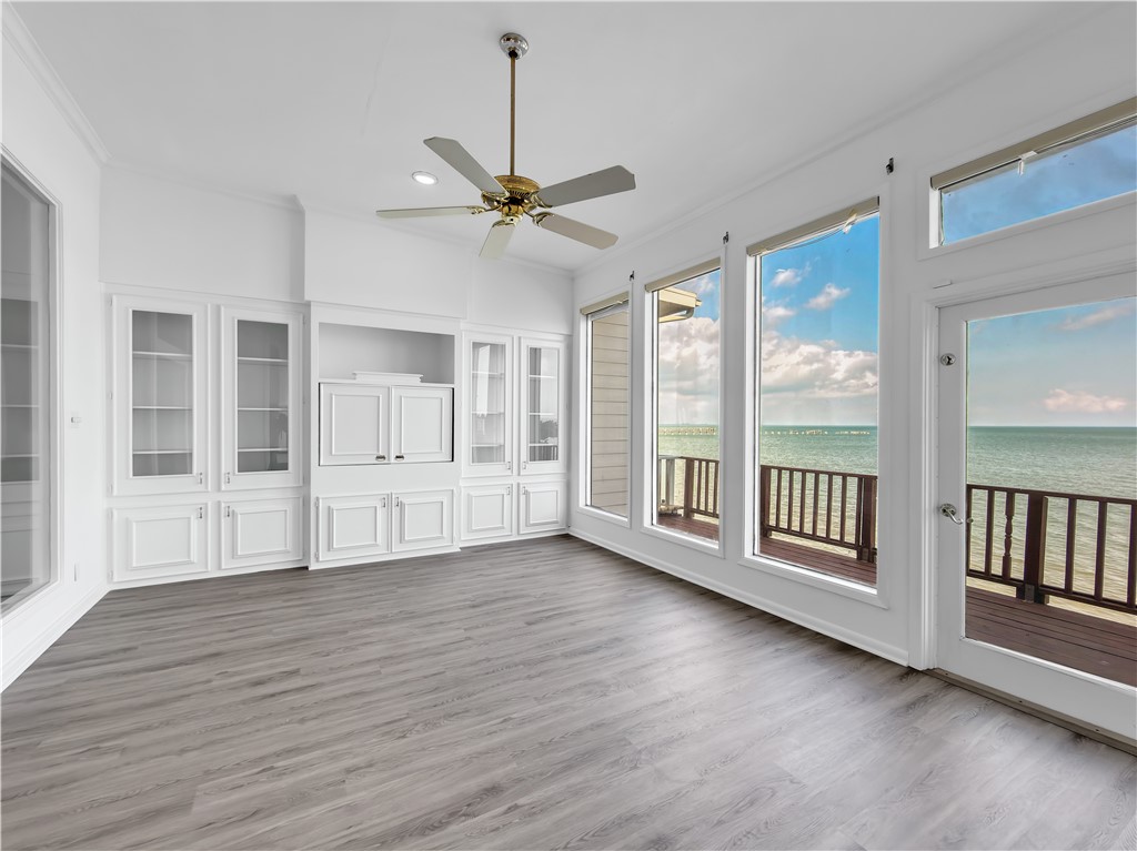 4454 Ocean Drive 4 Corpus Christi TX 78412