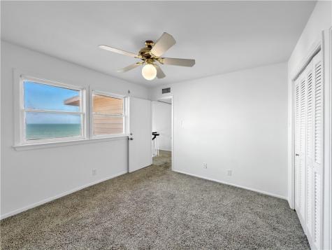 4454 Ocean Drive 4 Corpus Christi TX 78412
