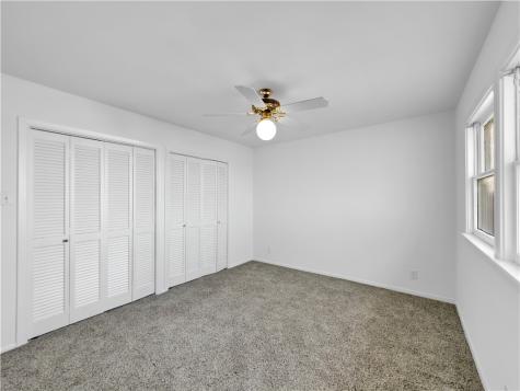 4454 Ocean Drive 4 Corpus Christi TX 78412