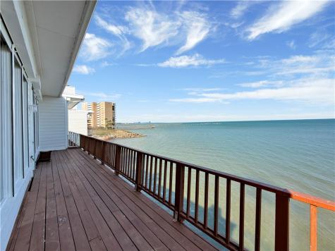4454 Ocean Drive 4 Corpus Christi TX 78412