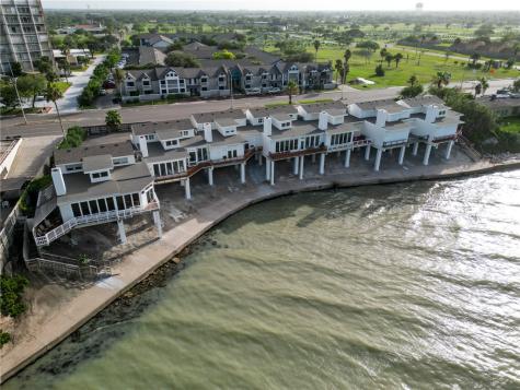 4454 Ocean Drive 4 Corpus Christi TX 78412
