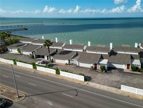 4454 Ocean Drive 4 Corpus Christi TX 78412