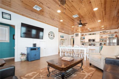 318 S Station Street 8 Port Aransas TX 78373