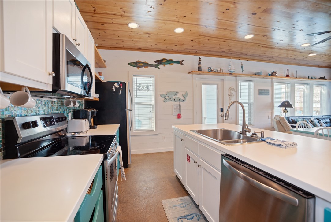 318 S Station Street 8 Port Aransas TX 78373