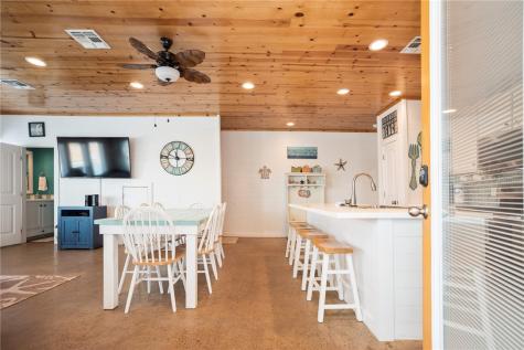318 S Station Street 8 Port Aransas TX 78373