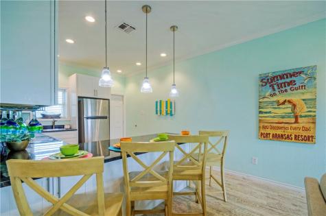 700 Island Retreat 47 Port Aransas TX 78373