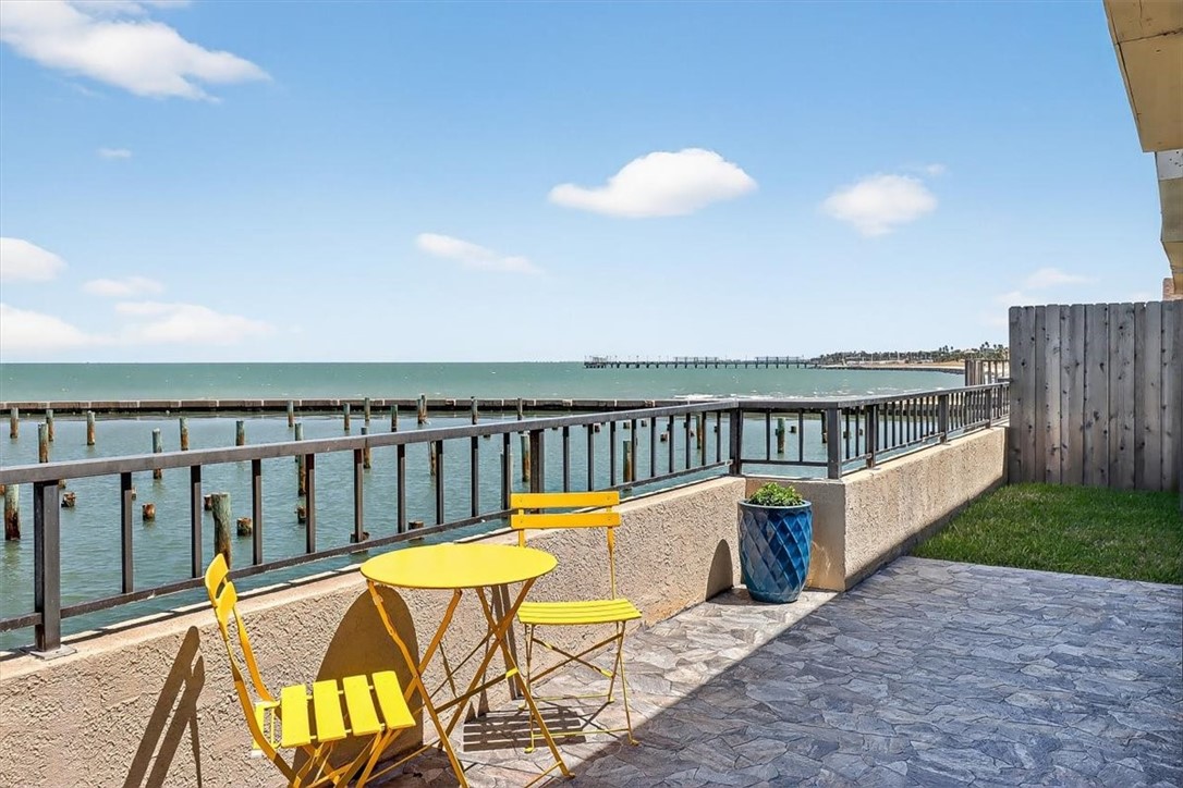 1400 E Ocean Drive 2 Corpus Christi TX 78404