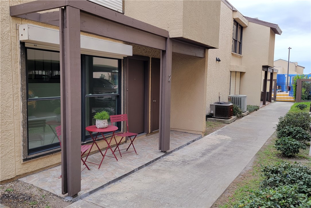 1400 E Ocean Drive 2 Corpus Christi TX 78404